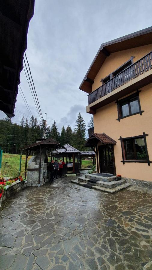 Casa Teleferic Hotel Busteni Luaran gambar