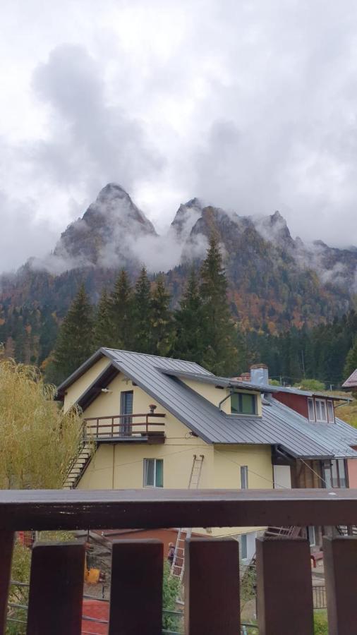 Casa Teleferic Hotel Busteni Luaran gambar