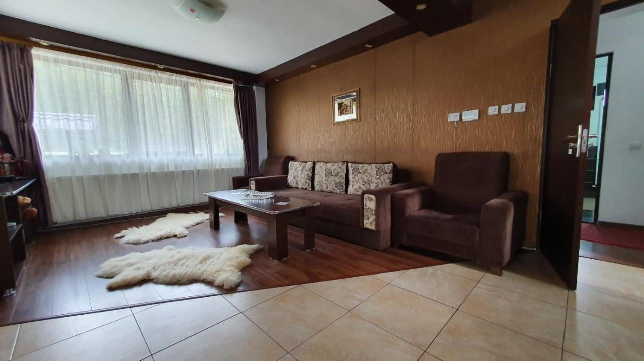 Casa Teleferic Hotel Busteni Luaran gambar