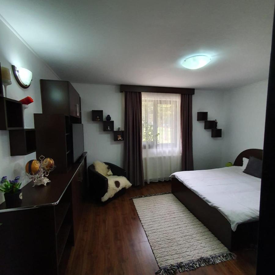 Casa Teleferic Hotel Busteni Luaran gambar