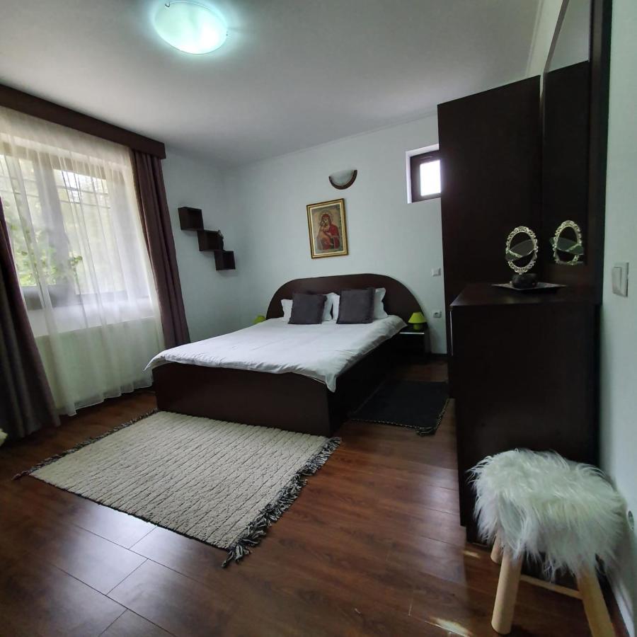 Casa Teleferic Hotel Busteni Luaran gambar