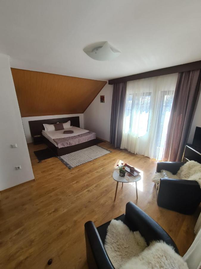 Casa Teleferic Hotel Busteni Luaran gambar